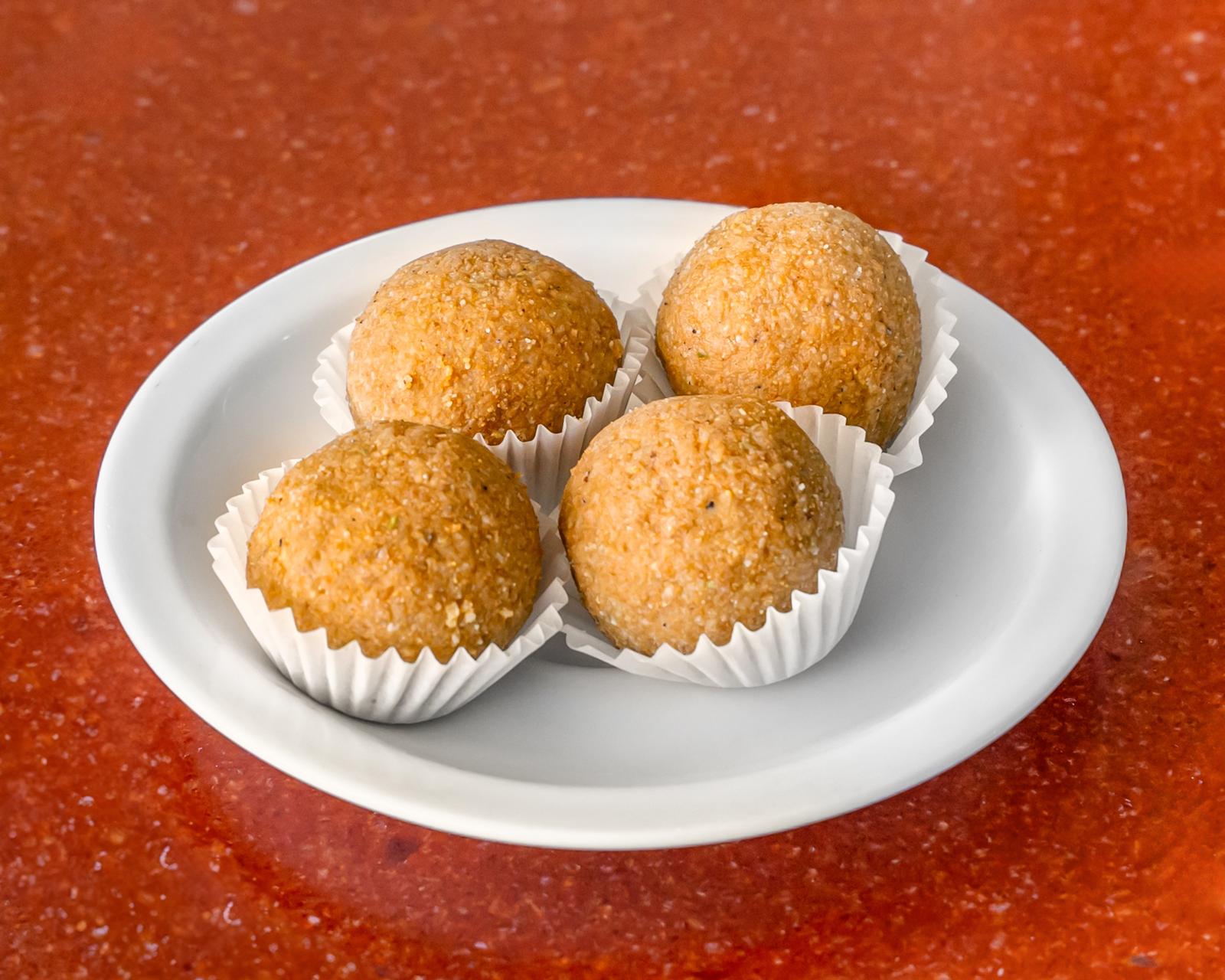 suunundalu-urad-dal-laddu-kg