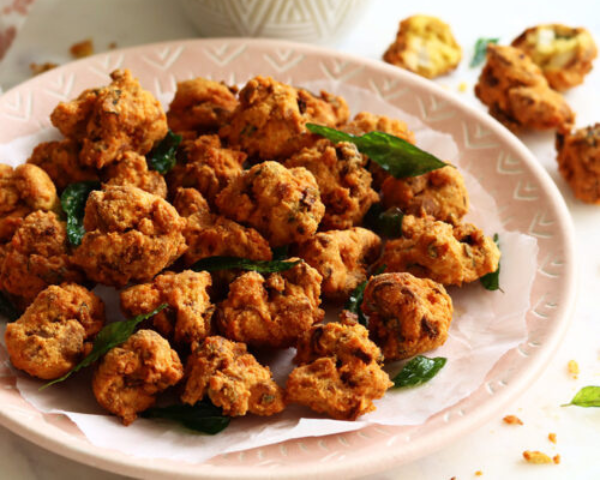 cashew-chicken-pakoda